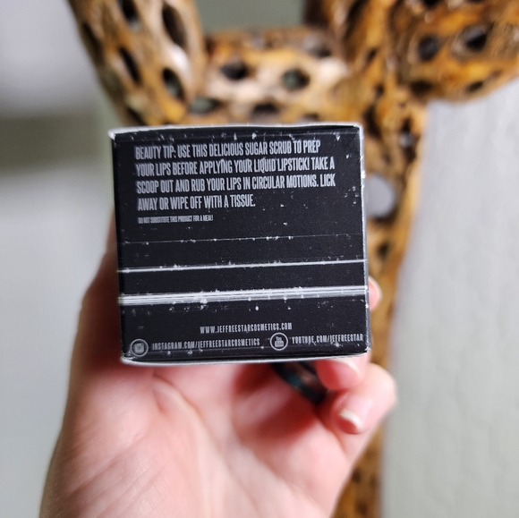 NEW Jeffree Star Velour Lip Scrub Diet Root Beer - Picture 4 of 6